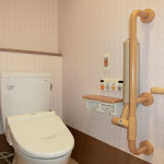 温水洗浄便座完備(^^)